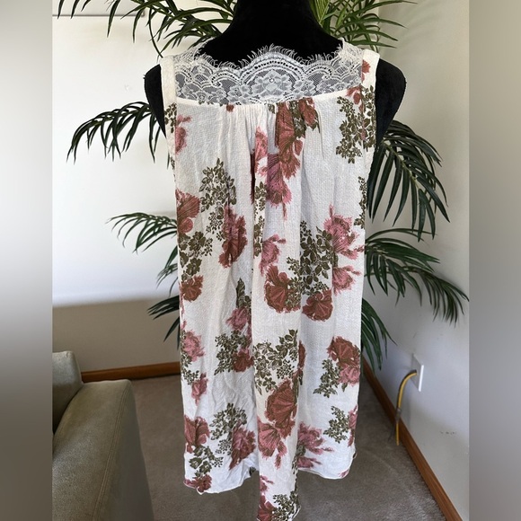 Free people Summer You Say So Slip loose fitting top floral size Small - Picture 7 of 8